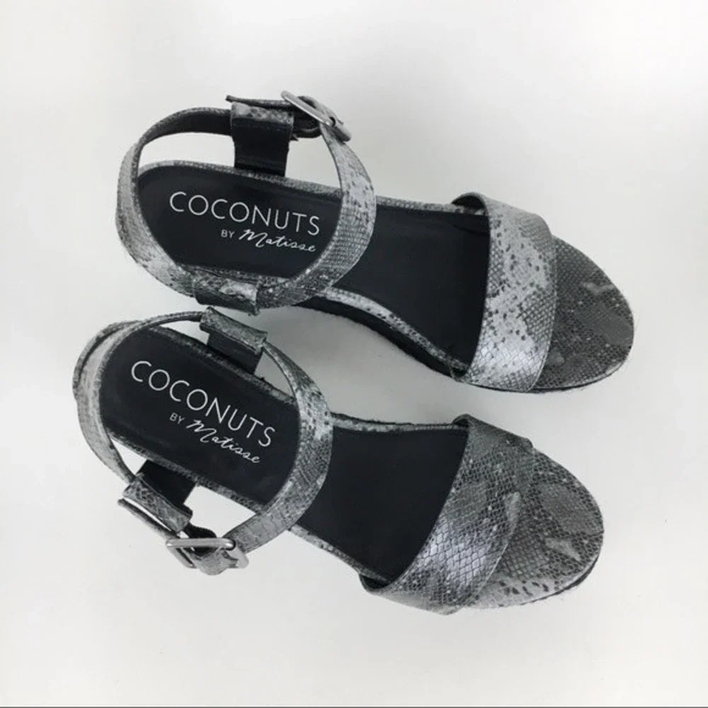 Coconuts By Matisse‎ 8 Black Gray Snakeskin Platform Wedges Espadrilles Sandals